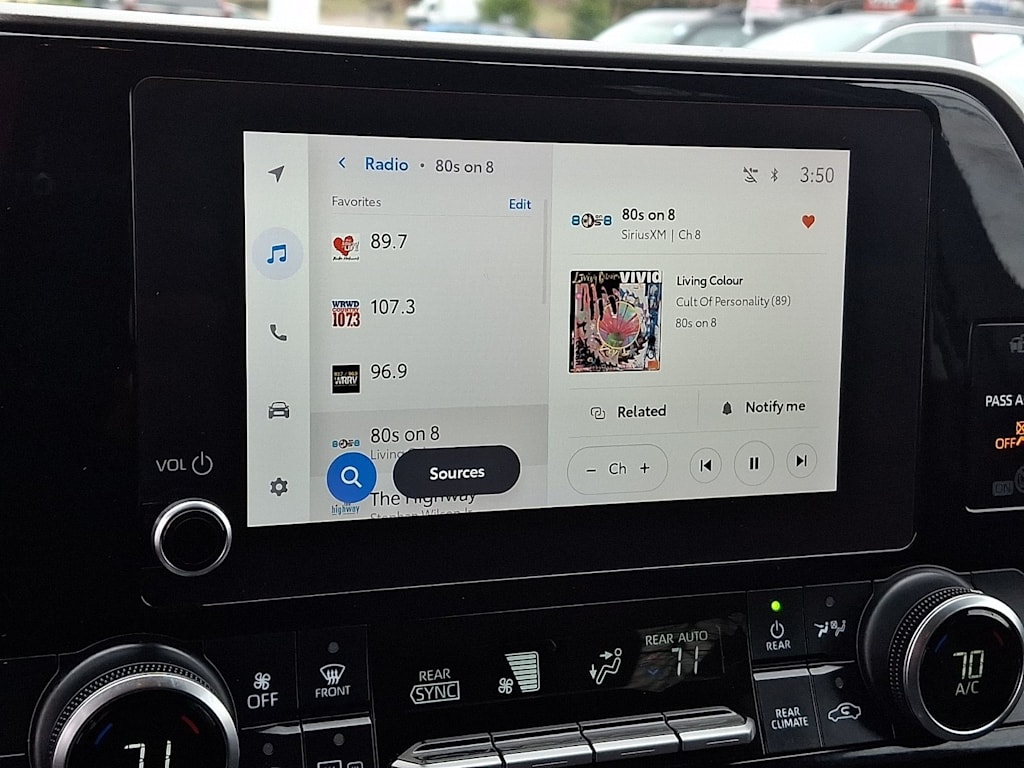 Thumbnail: 2023 Toyota Highlander - 11