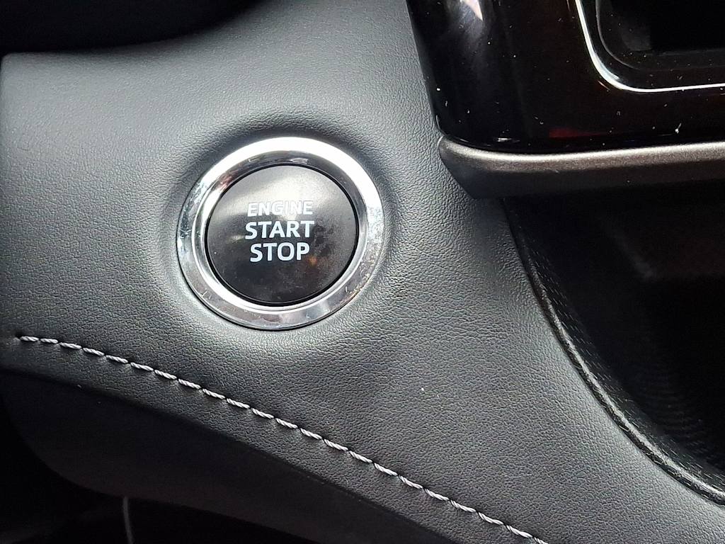 Thumbnail: 2023 Toyota Highlander - 29