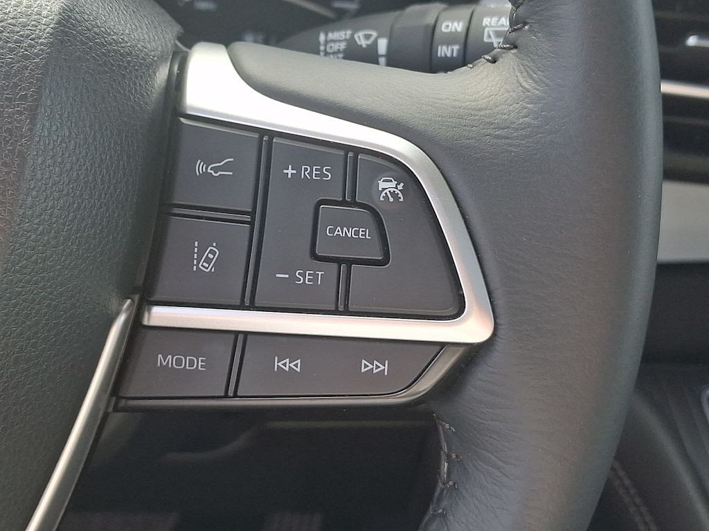 Thumbnail: 2025 Toyota Sienna - 27