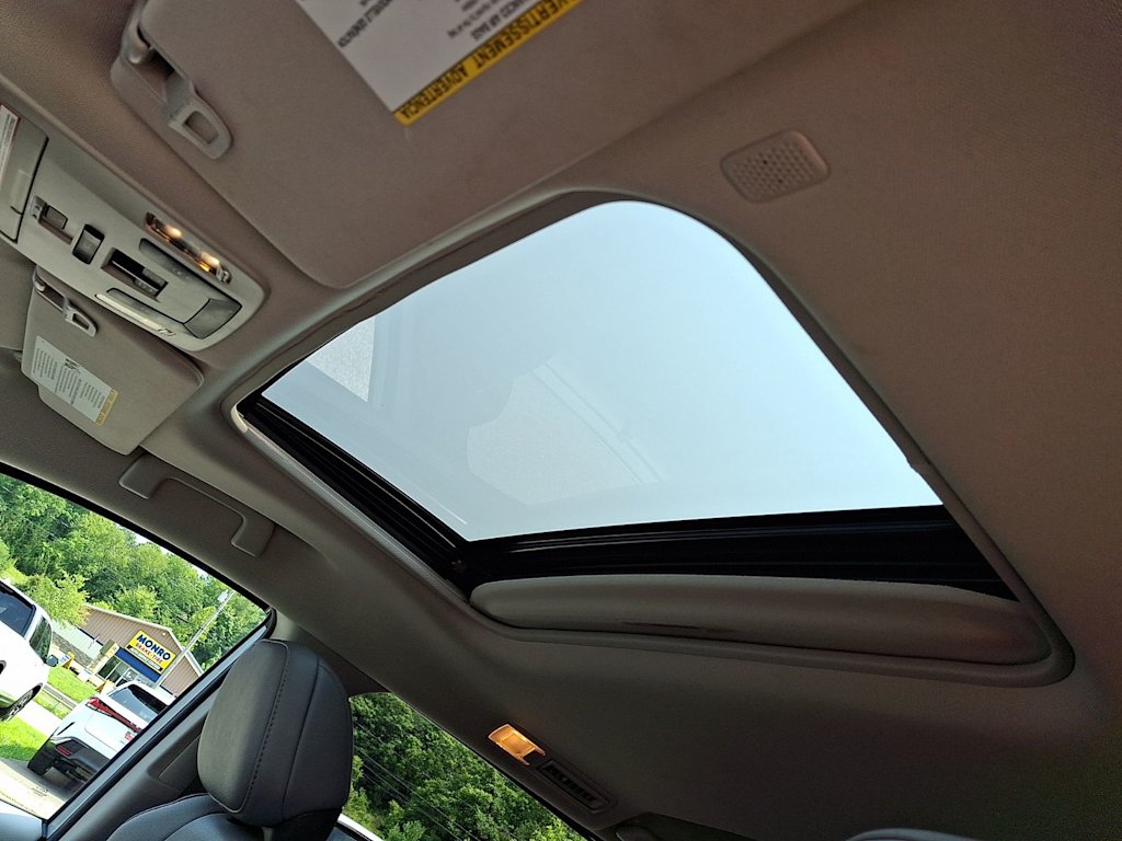 Thumbnail: 2021 Toyota Sienna - 22