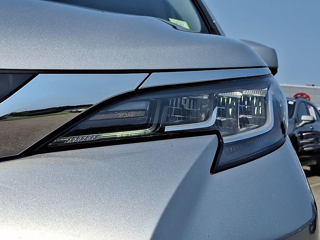 Thumbnail: 2021 Toyota Sienna - 20