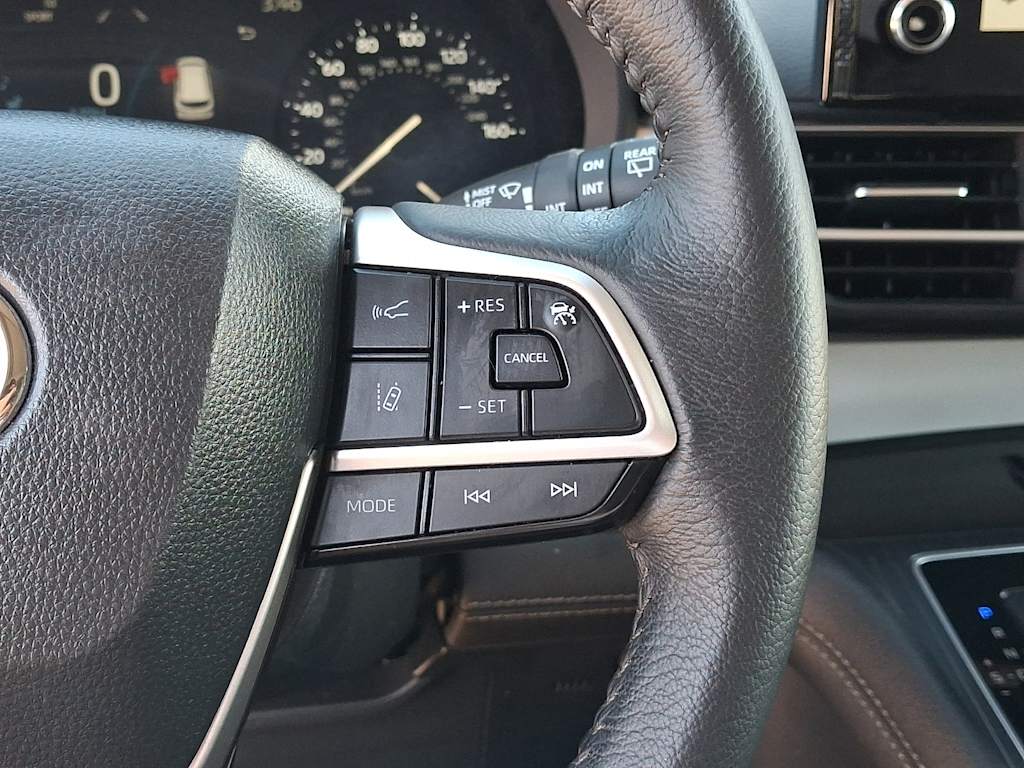 Thumbnail: 2026 Toyota Sienna - 26