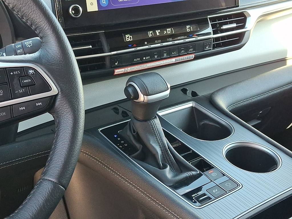 Thumbnail: 2026 Toyota Sienna - 13