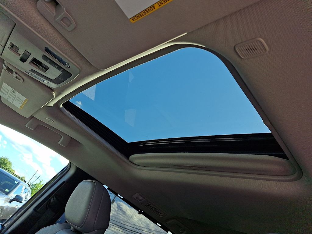 Thumbnail: 2026 Toyota Sienna - 21