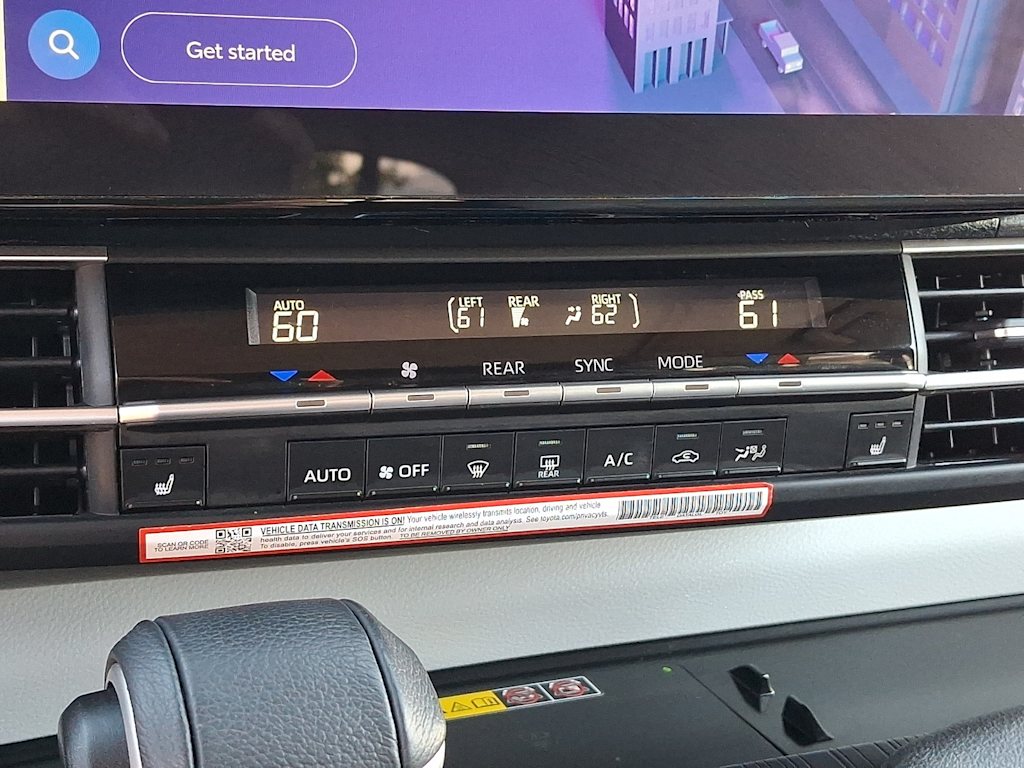Thumbnail: 2026 Toyota Sienna - 22