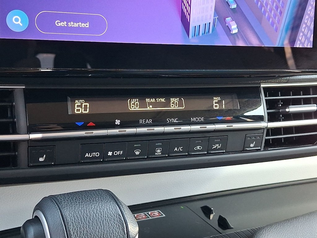 Thumbnail: 2025 Toyota Sienna - 12