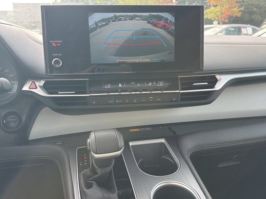 Thumbnail: 2026 Toyota Sienna - 16