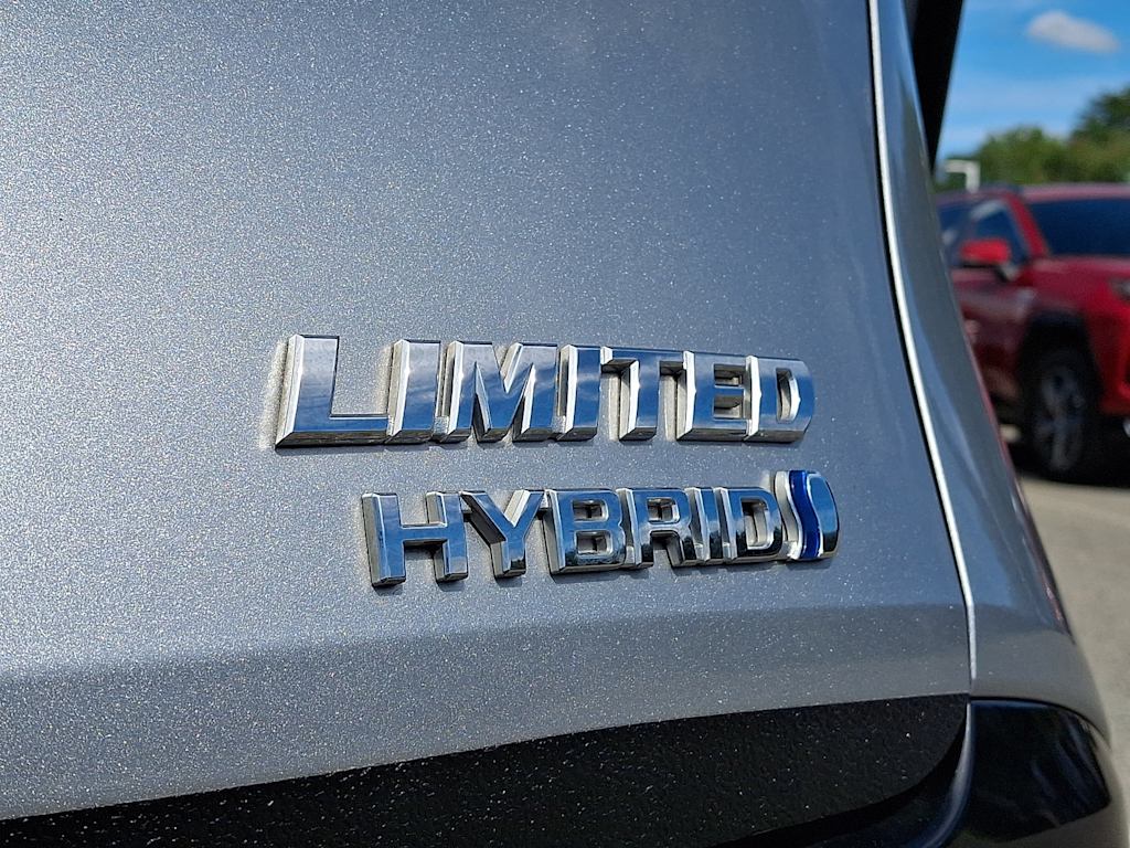 Thumbnail: 2022 Toyota Sienna - 7