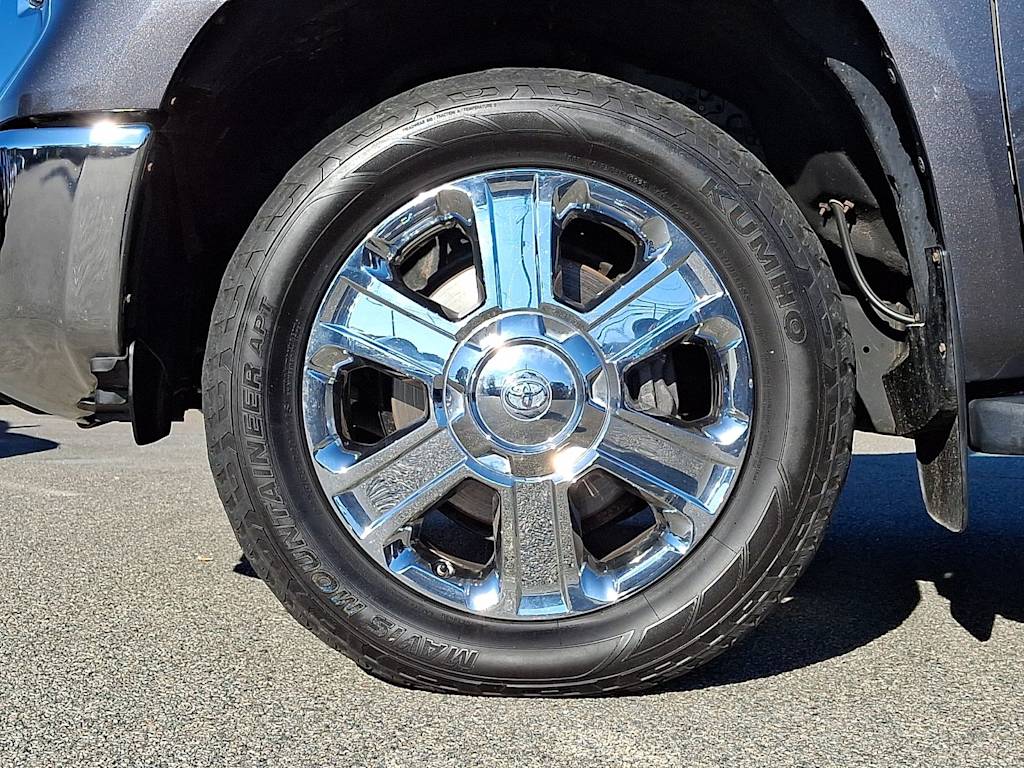 Thumbnail: 2021 Toyota Tundra - 8