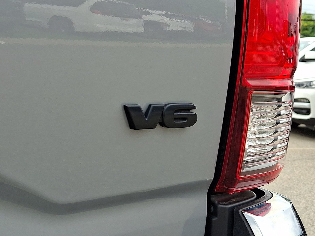 Thumbnail: 2021 Toyota Tacoma - 31