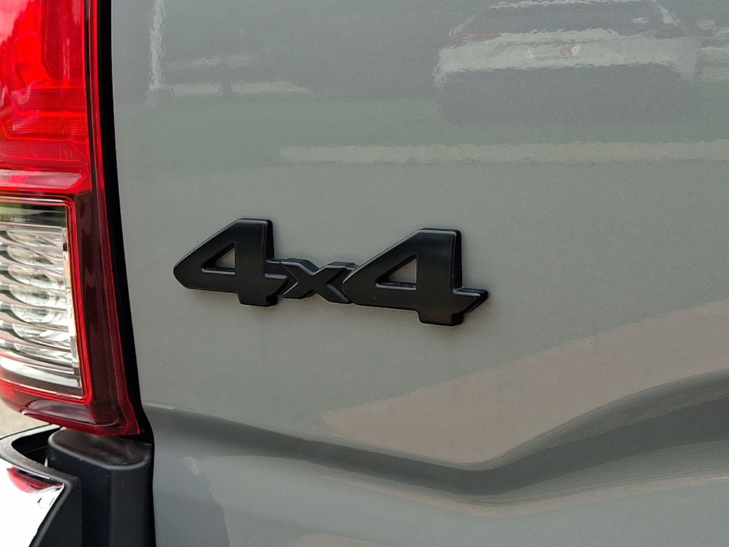 Thumbnail: 2021 Toyota Tacoma - 7