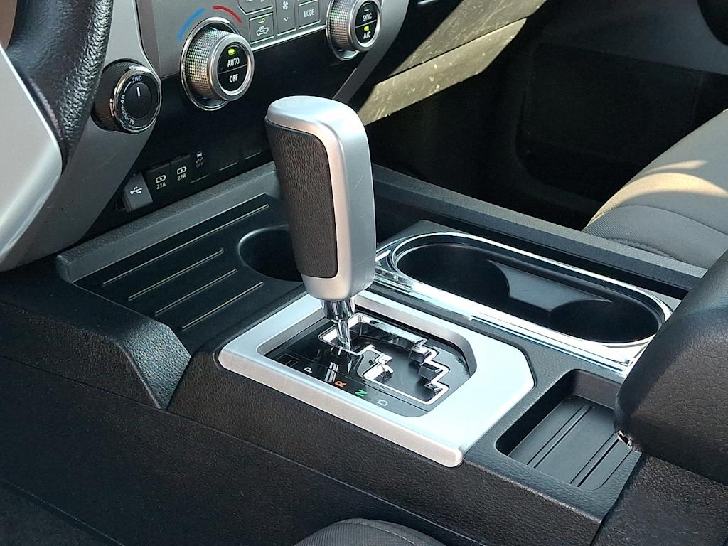 Thumbnail: 2020 Toyota Tundra - 13