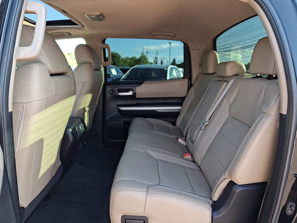 Thumbnail: 2015 Toyota Tundra - 11