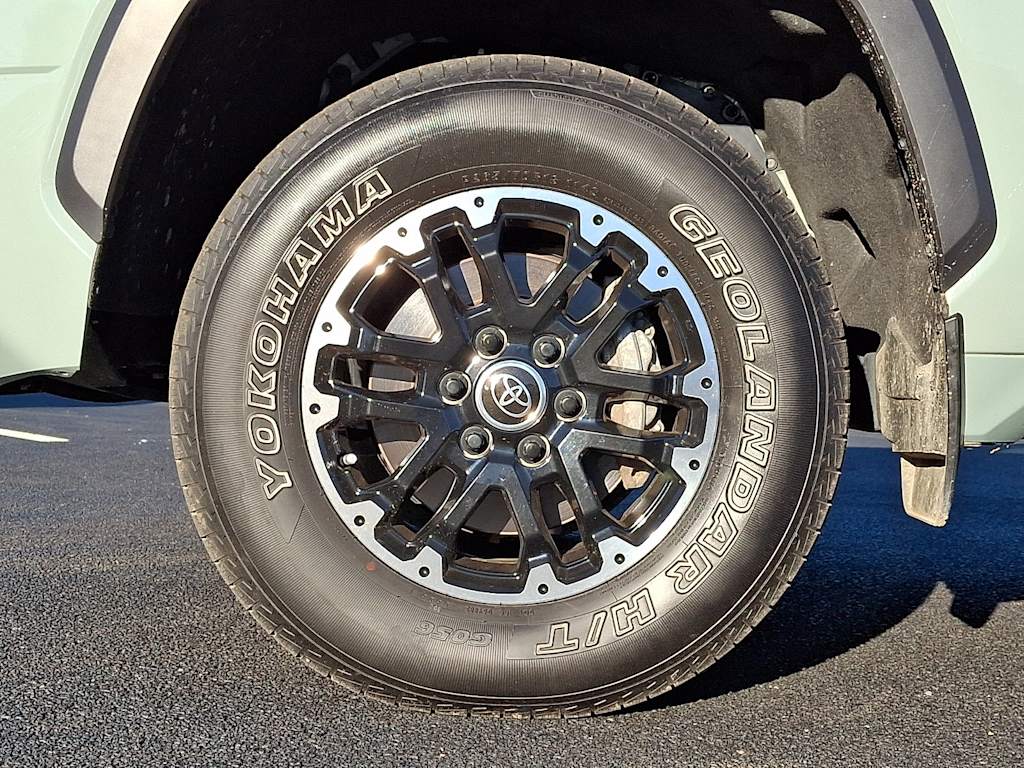 Thumbnail: 2024 Toyota Tundra - 7