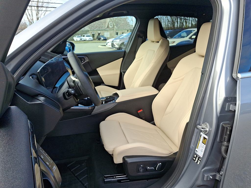 Thumbnail: 2025 BMW X3 - 10