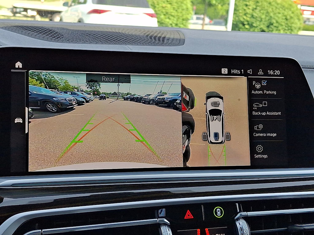 Thumbnail: 2021 BMW X7 - 23