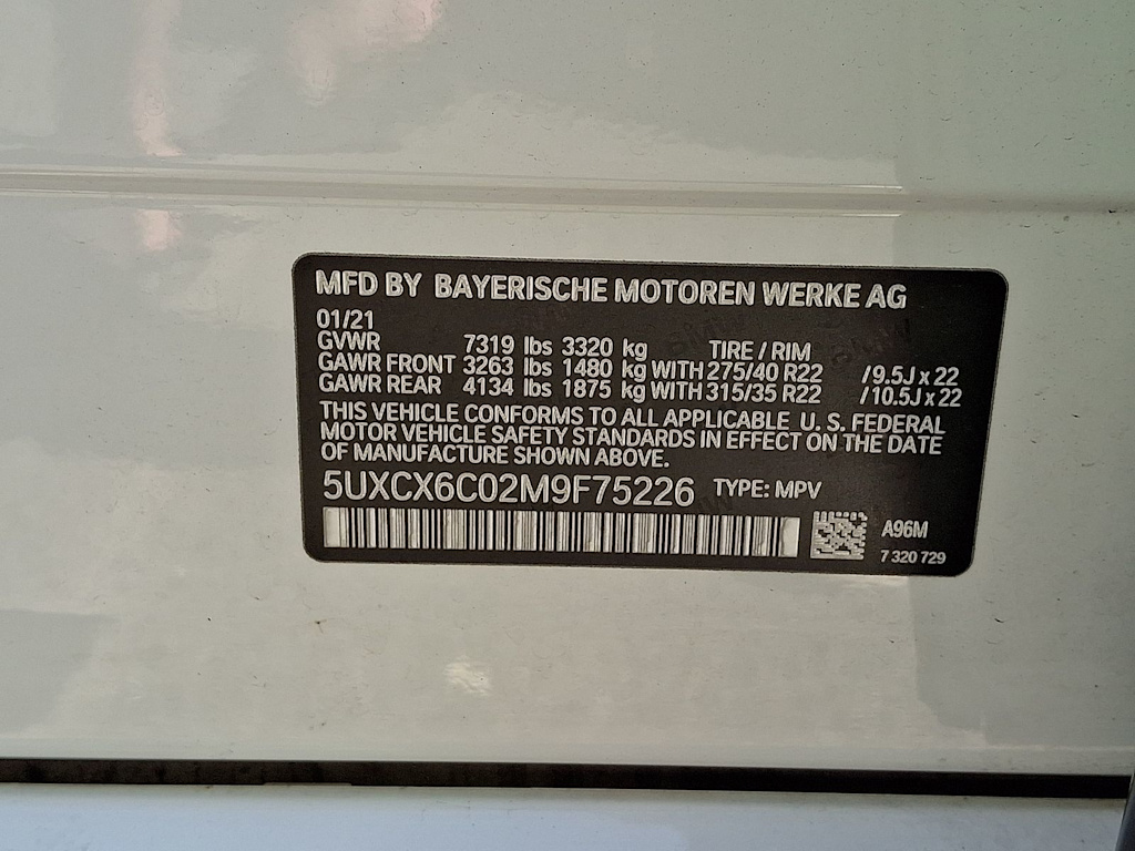 Thumbnail: 2021 BMW X7 - 14