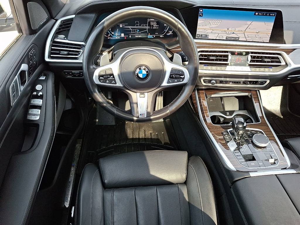 Thumbnail: 2021 BMW X7 - 2