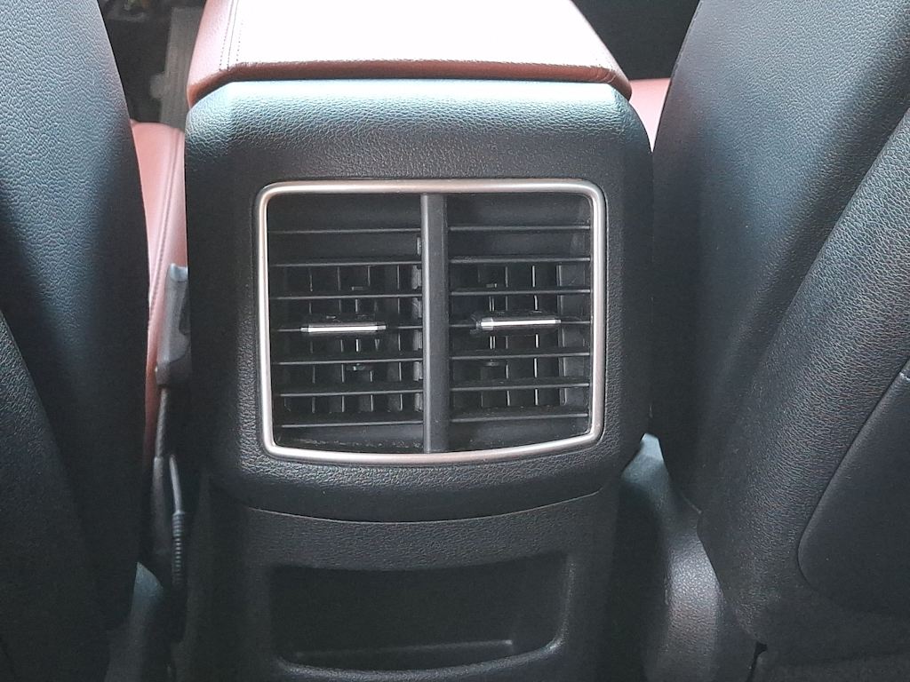 Thumbnail: 2023 Kia Sportage - 21