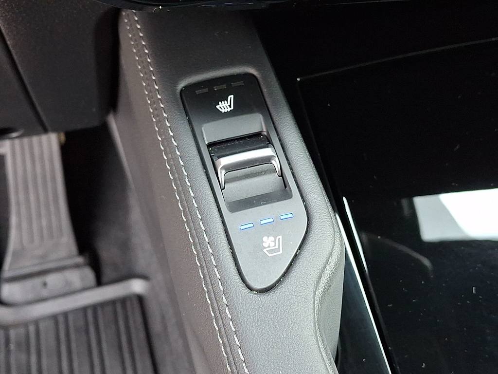 Thumbnail: 2024 Kia Telluride - 30