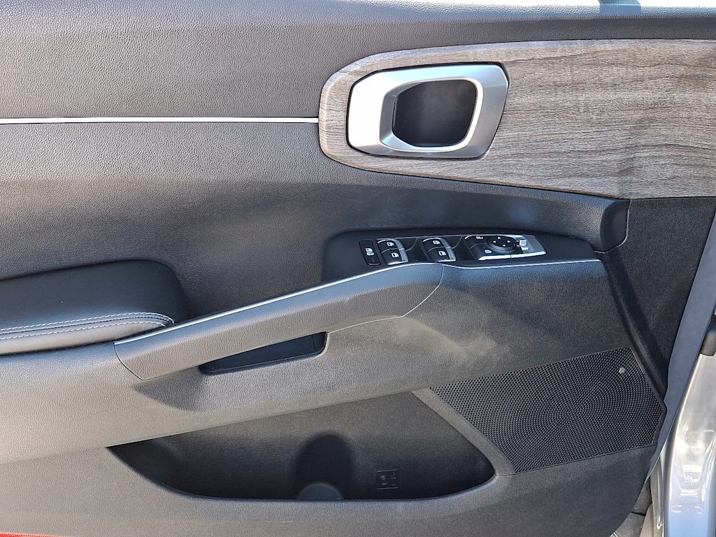 2021 Kia Sorento EX 21