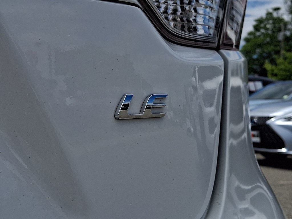 Thumbnail: 2024 Toyota Corolla - 6