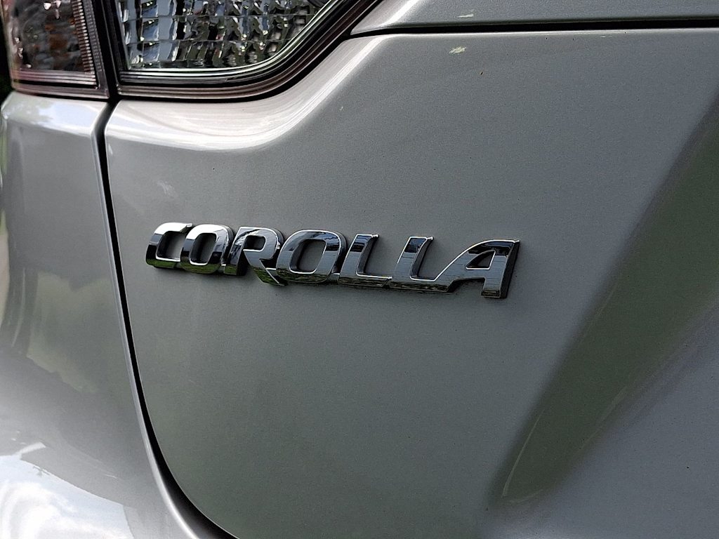 Thumbnail: 2023 Toyota Corolla - 4