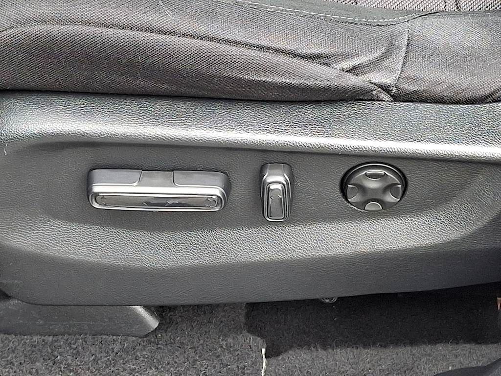 Thumbnail: 2020 Honda CR-V - 23