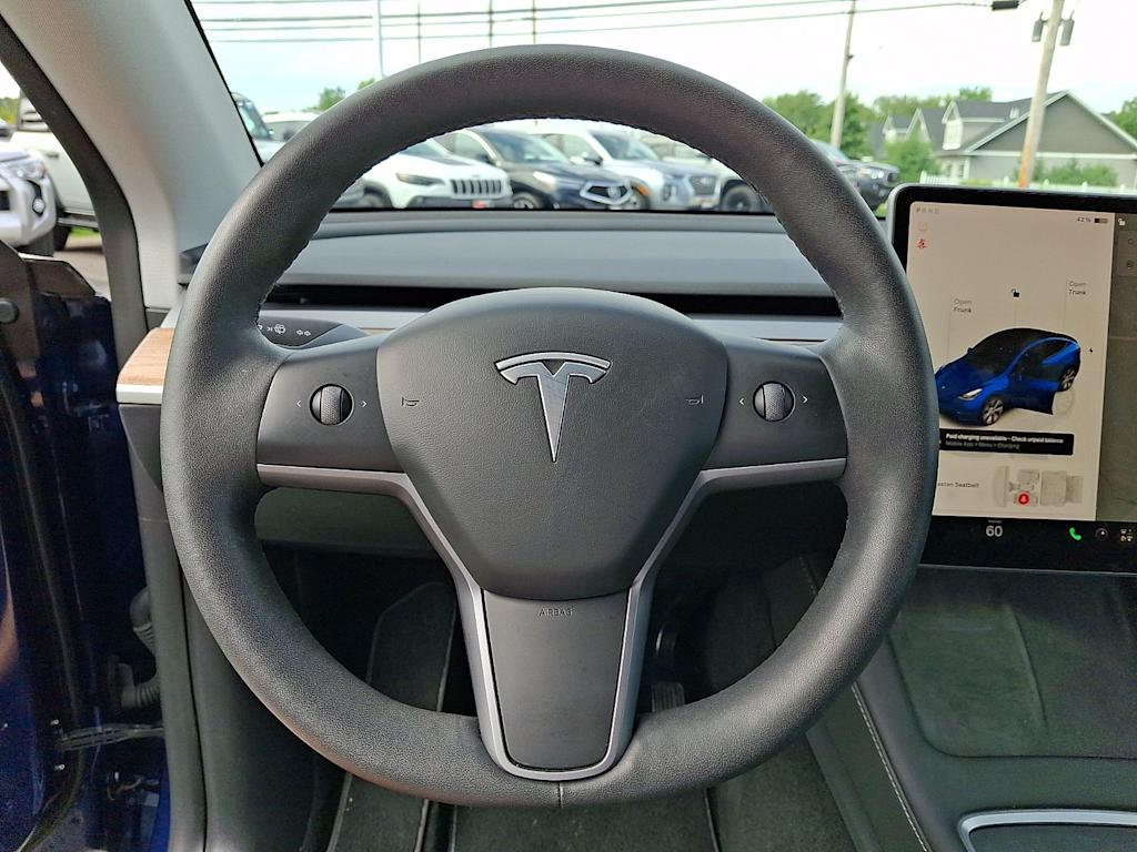 Thumbnail: 2023 Tesla Model Y - 9