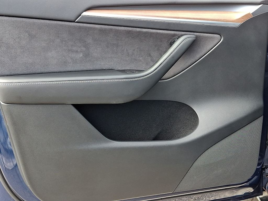 Thumbnail: 2023 Tesla Model Y - 20