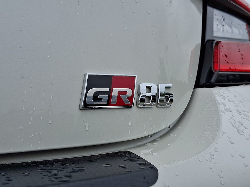 Thumbnail: 2024 Toyota GR86 - 31