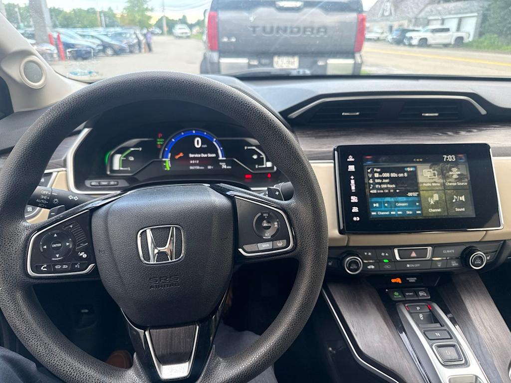 Thumbnail: 2018 Honda Clarity - 2
