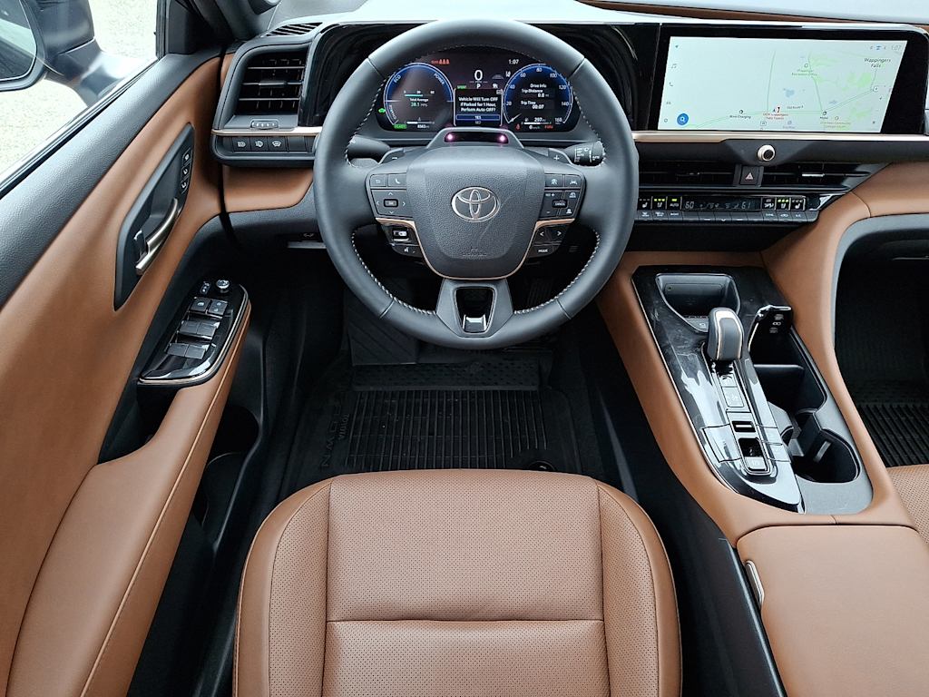 Thumbnail: 2026 Toyota Crown Signia - 2