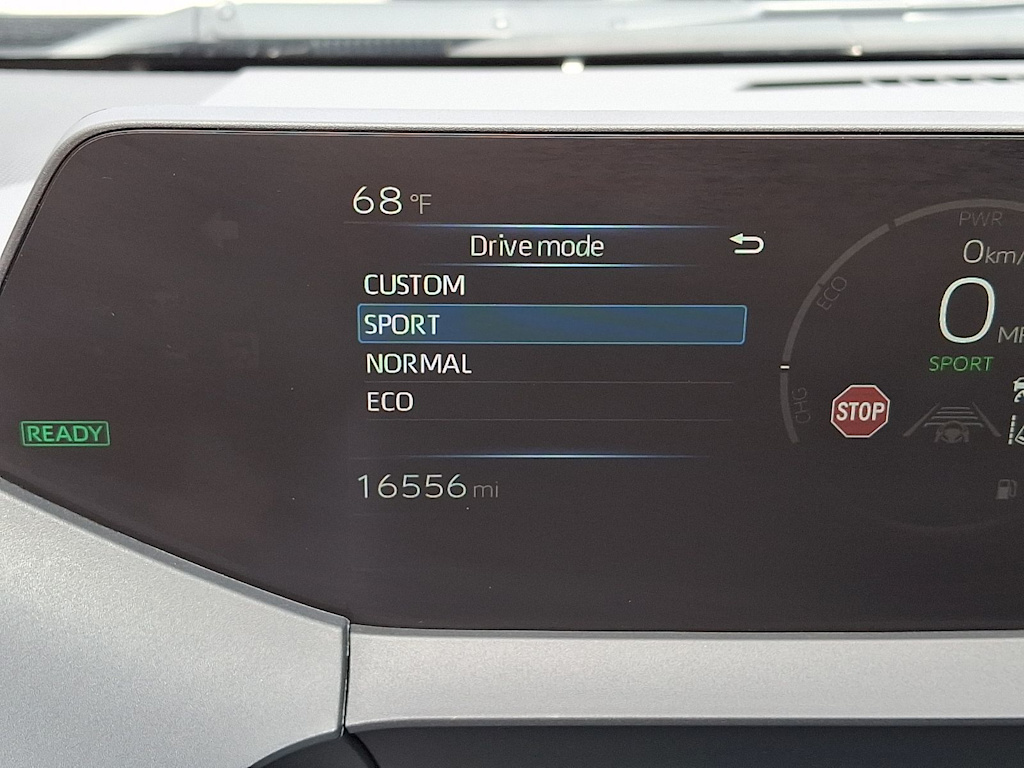 Thumbnail: 2025 Toyota Prius - 31
