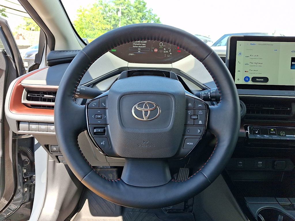 Thumbnail: 2023 Toyota Prius Prime - 9