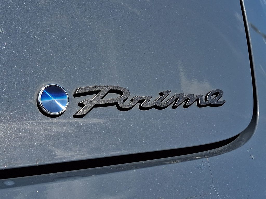 Thumbnail: 2023 Toyota Prius Prime - 32