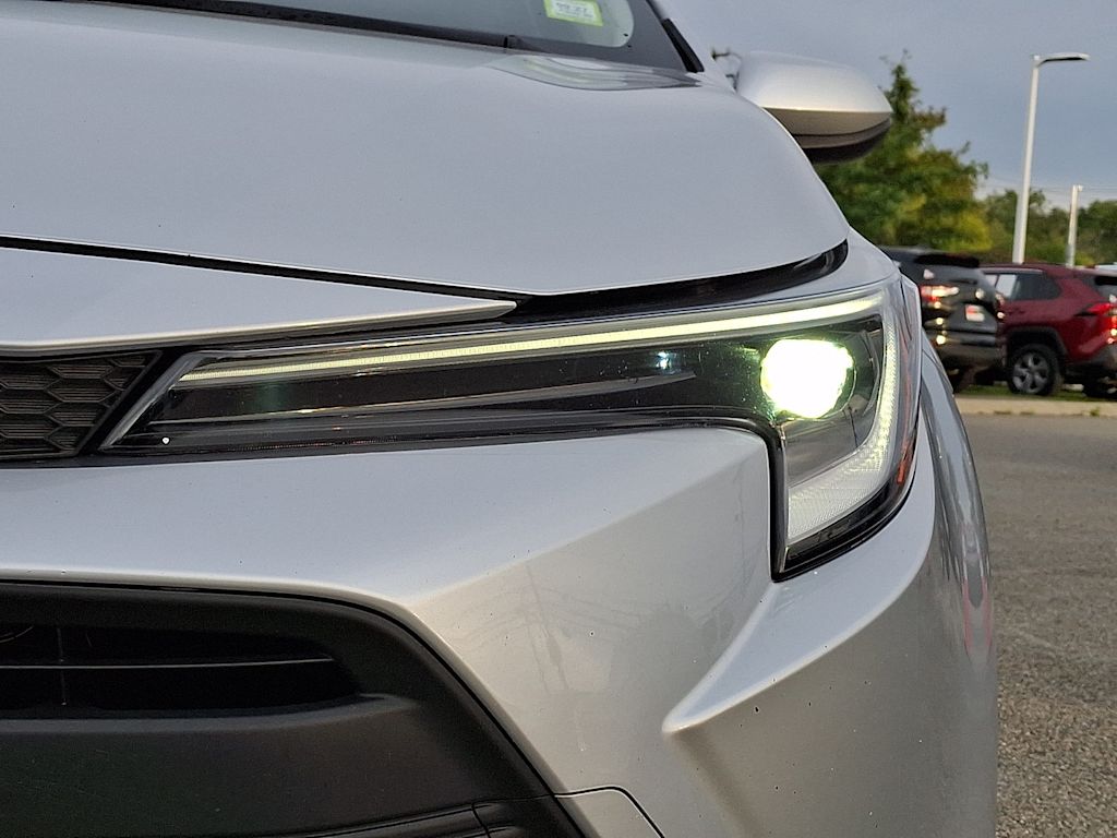 Thumbnail: 2023 Toyota Corolla - 19