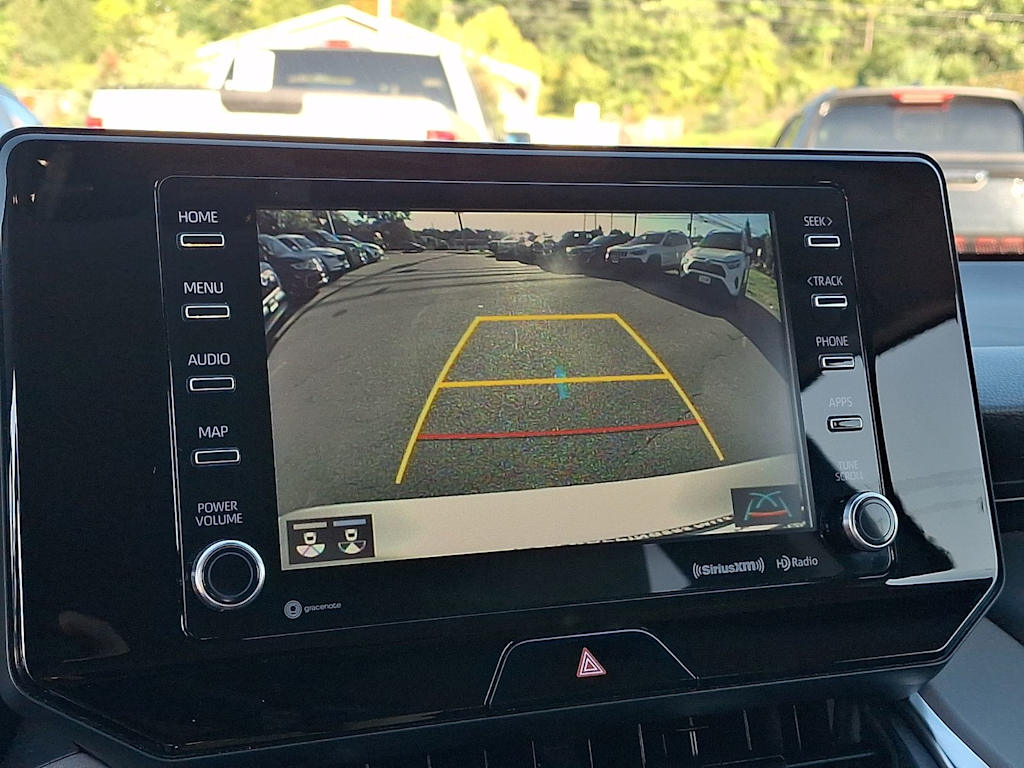 Thumbnail: 2021 Toyota Venza - 25