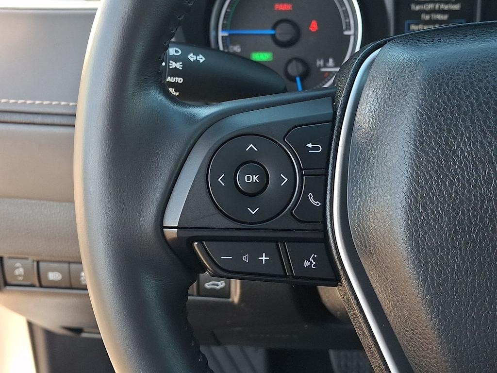 Thumbnail: 2021 Toyota Venza - 26