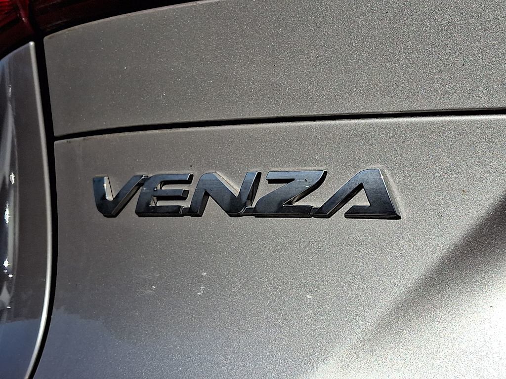 Thumbnail: 2021 Toyota Venza - 7