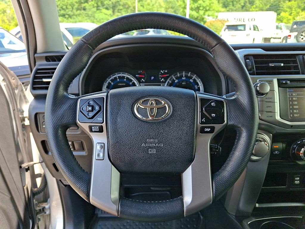Thumbnail: 2017 Toyota 4Runner - 9