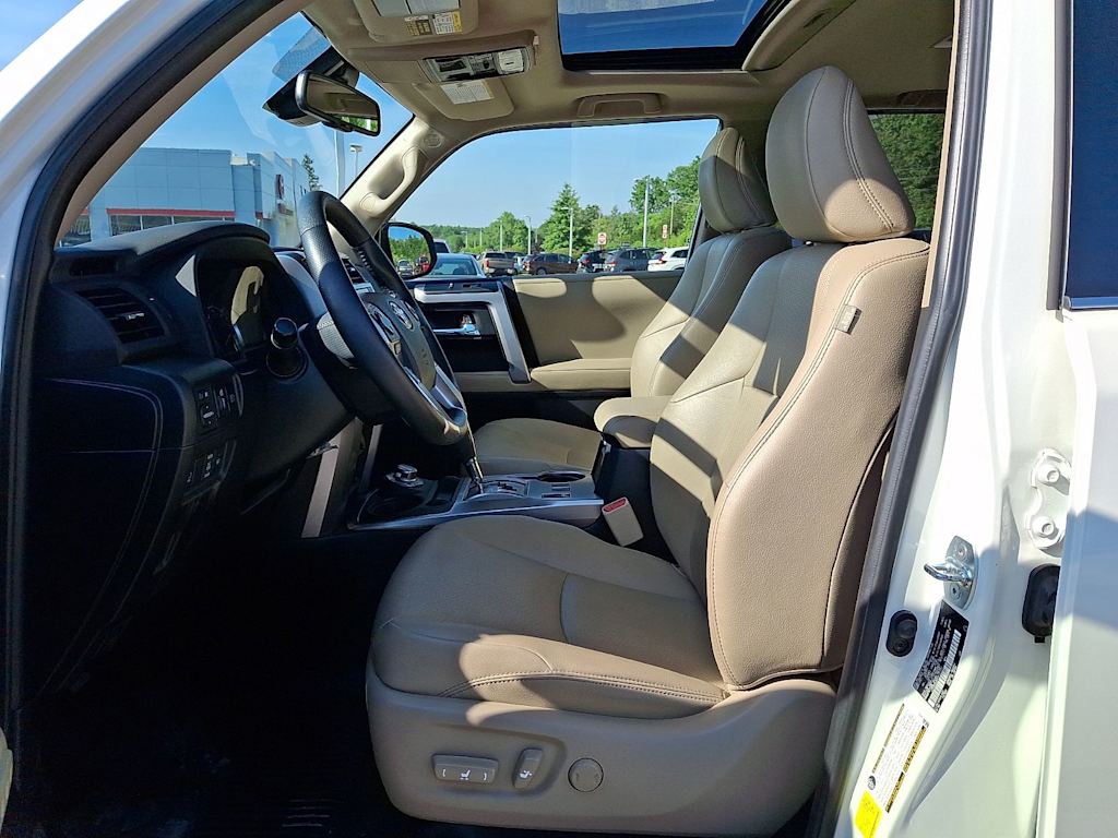 Thumbnail: 2023 Toyota 4Runner - 9