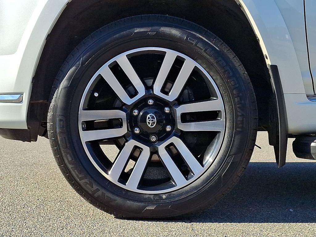 Thumbnail: 2023 Toyota 4Runner - 8