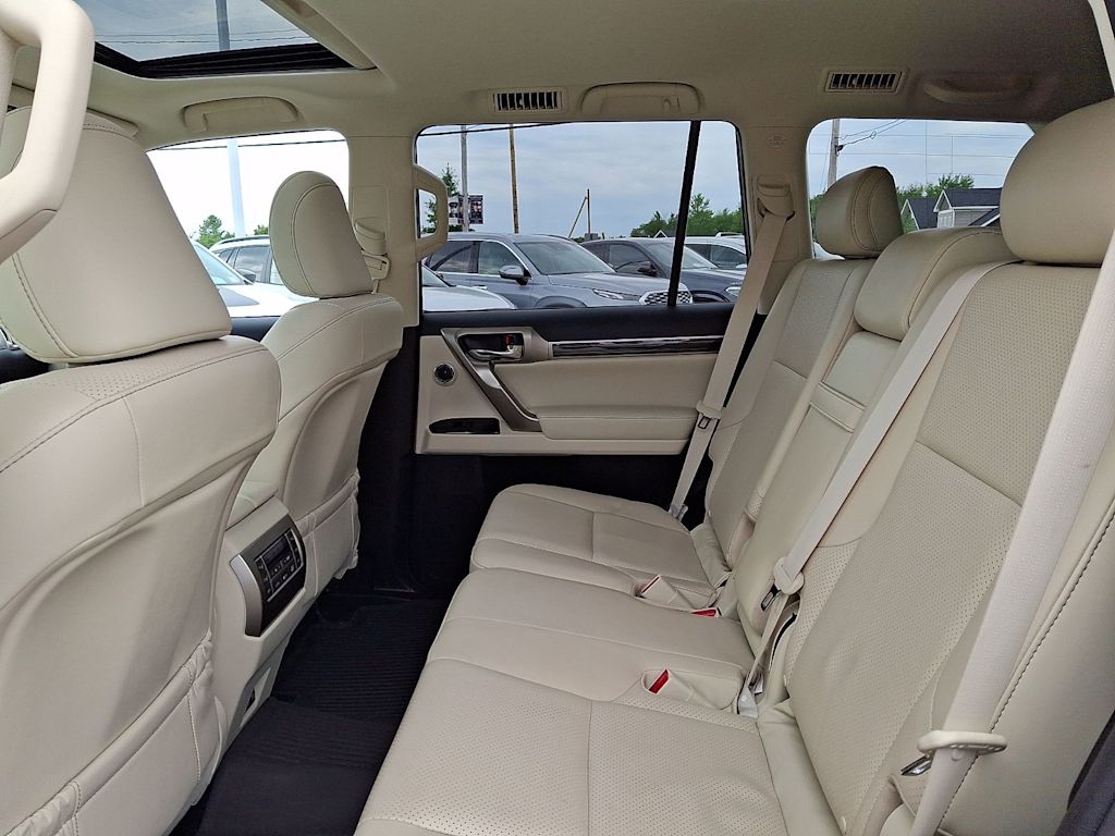 Thumbnail: 2021 Lexus GX - 11