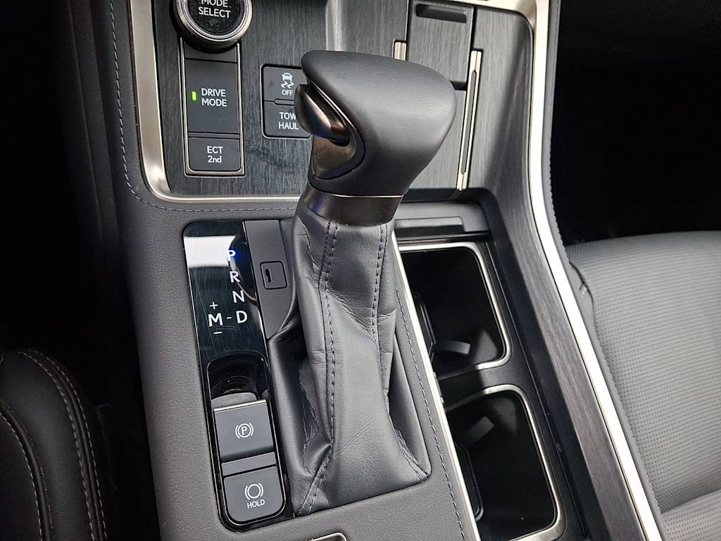 Thumbnail: 2024 Lexus ES - 13