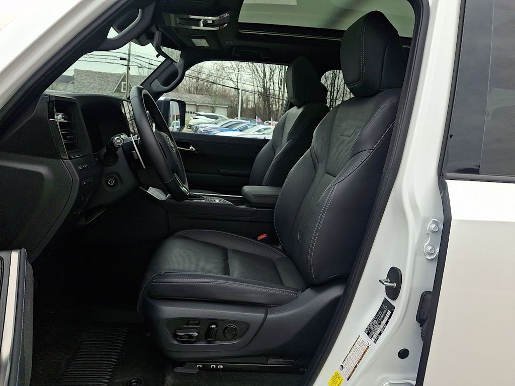 Thumbnail: 2024 Lexus ES - 10