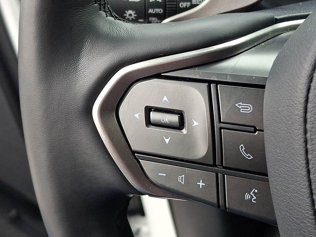 Thumbnail: 2024 Lexus ES - 27