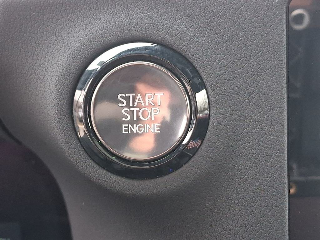 Thumbnail: 2024 Lexus ES - 32