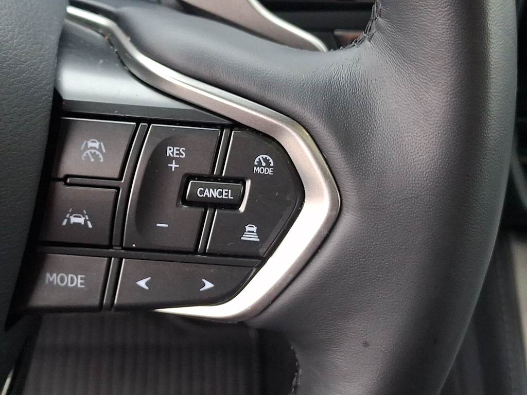 Thumbnail: 2024 Lexus ES - 28