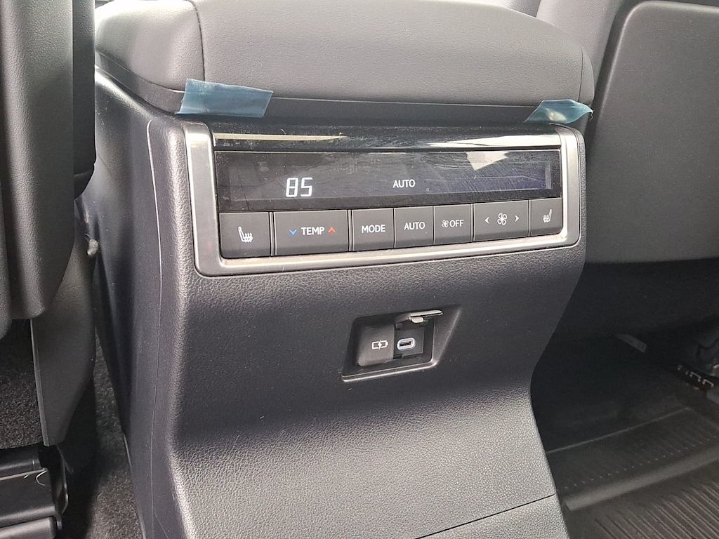 Thumbnail: 2024 Lexus ES - 22